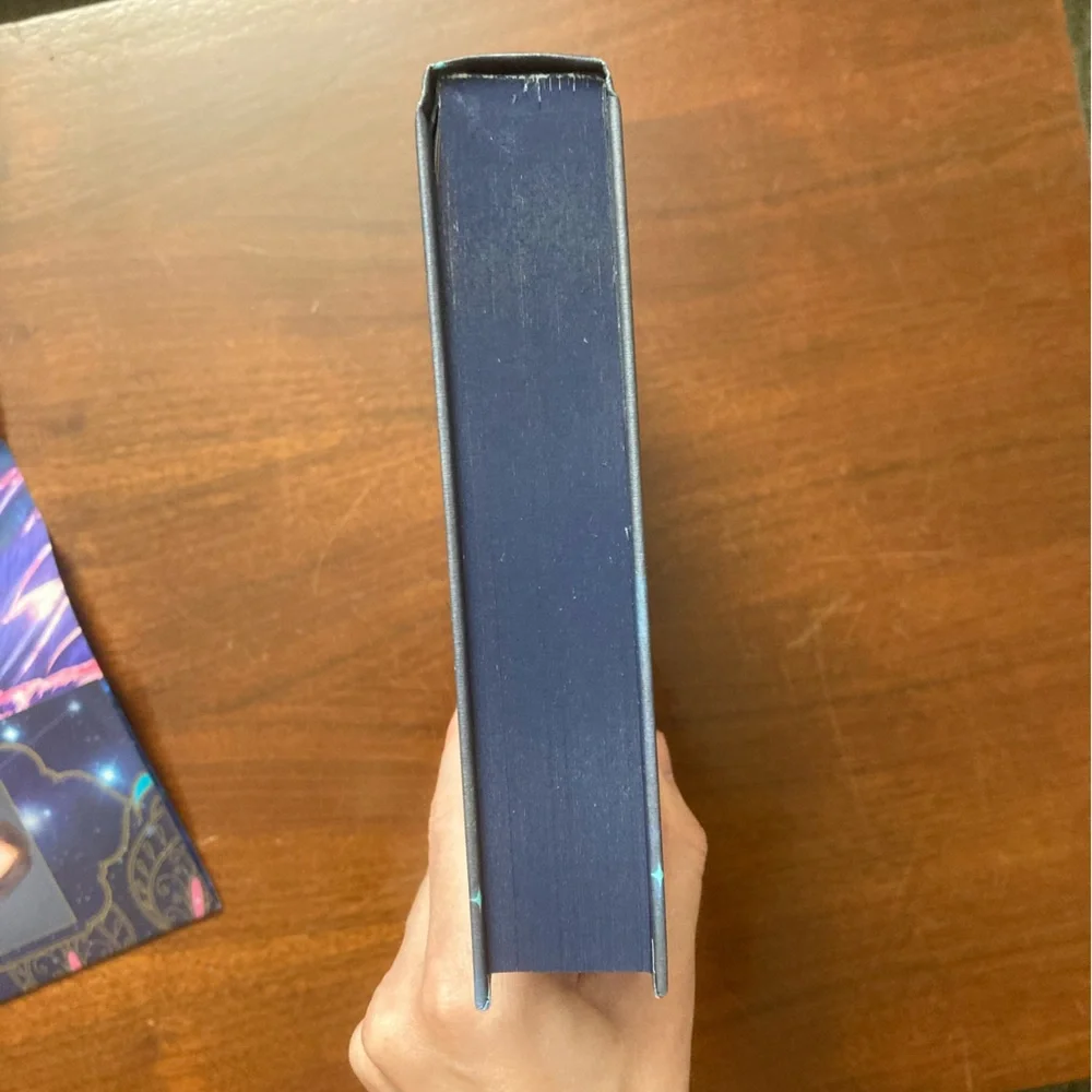 The Starlight Heir Book by Amalie Howard Fairyloot Edition - Picture 9 of 11